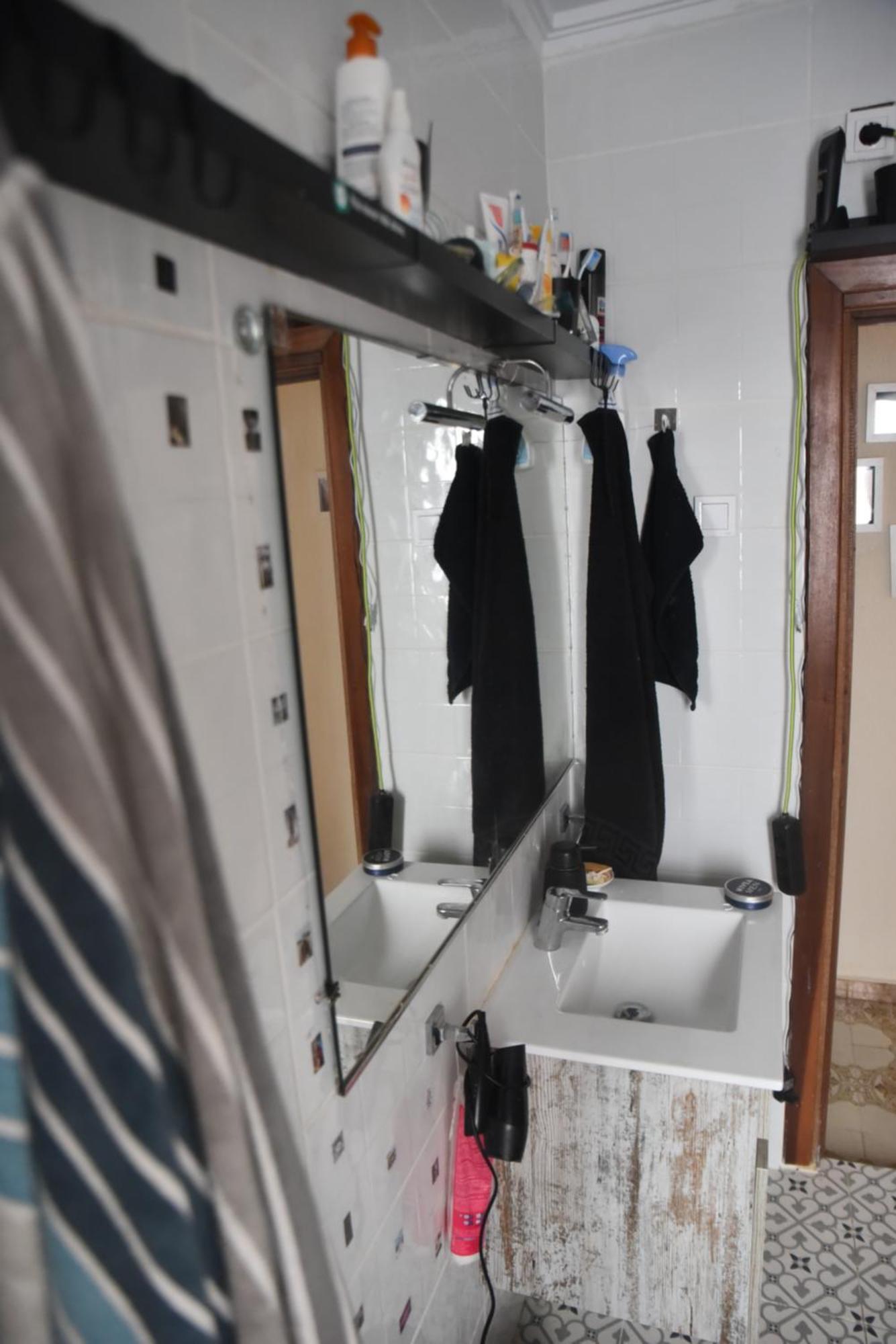 Grosses Modernes Zimmer "Silber" Fuer 2 Personen Und Katzenliebhaber Valencia Eksteriør bilde