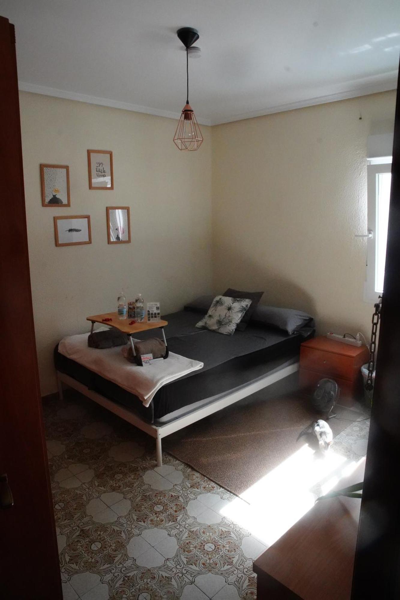 Grosses Modernes Zimmer "Silber" Fuer 2 Personen Und Katzenliebhaber Valencia Eksteriør bilde